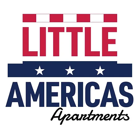 Little Italy Bronx شقة