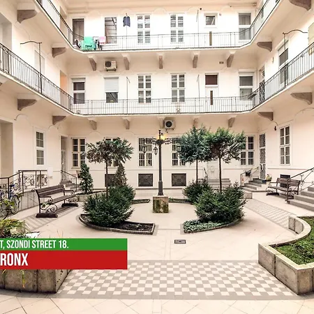 Apartman Little Italy Bronx
